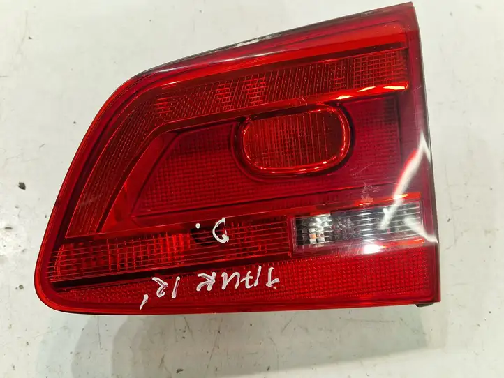 Volkswagen Touran II (2010 - 2016) 1T0945094A Задний фонарь в крышке багажника — фото 6