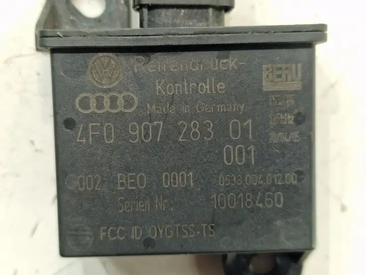 Audi A6 S6 C6 4F (2004 - 2008) 4F090728301 Блок управления TPMS — фото 3