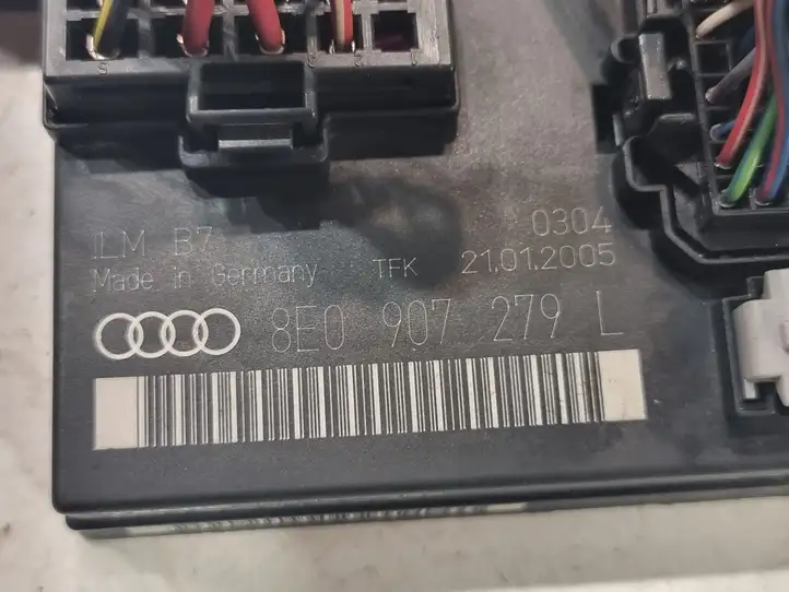 Audi A4 S4 B7 8E 8H (2004 - 2009) 8E0907279L Модуль комфорта — фото 5