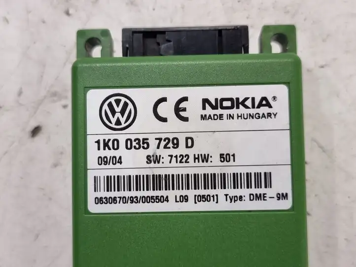 Volkswagen Touran I (2003 - 2010) 1K0035729D Блок GSM — фото 4