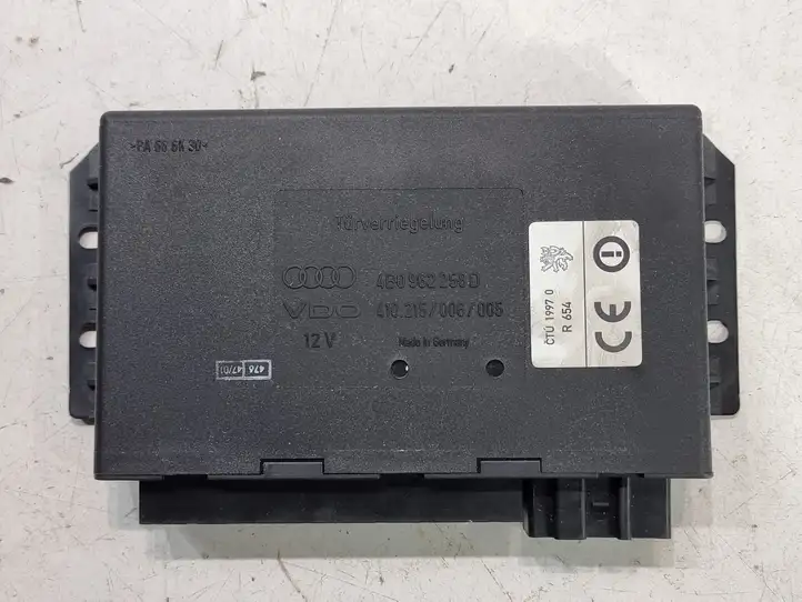Audi A6 S6 C5 4B (2001 - 2004) 4B0962258D Модуль комфорта — фото 5