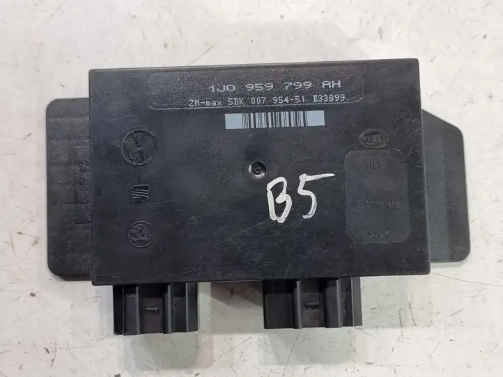 Volkswagen PASSAT B5 (1997 - 2000) 1J0959799AH Модуль комфорта — фото 3