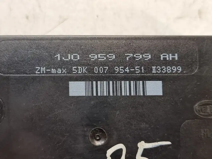 Volkswagen PASSAT B5 (1997 - 2000) 1J0959799AH Модуль комфорта — фото 5