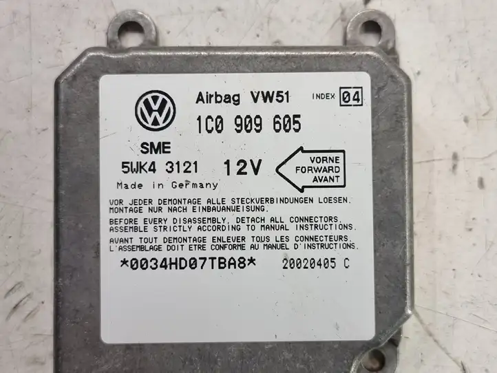 Volkswagen PASSAT B5.5 (2001 - 2005) 1C0909605 Блок управления SRS — фото 2