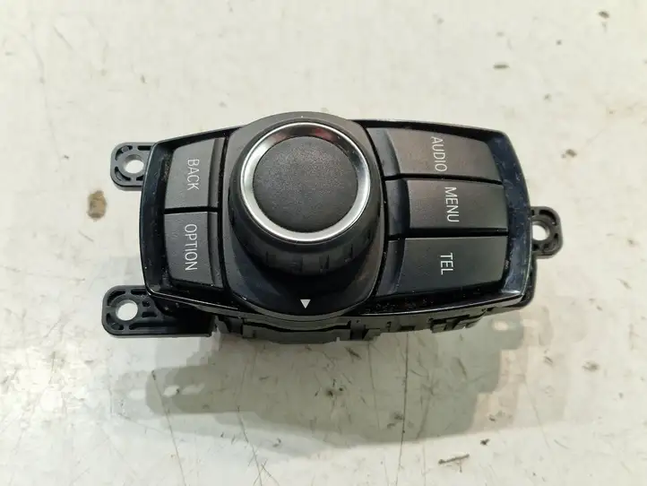 BMW 1 F20 F21 (2011 - 2019) 033623101 Контроллер мультимедийной системы — фото 1
