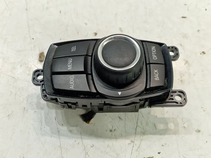 BMW 1 F20 F21 (2011 - 2019) 033623101 Контроллер мультимедийной системы — фото 2