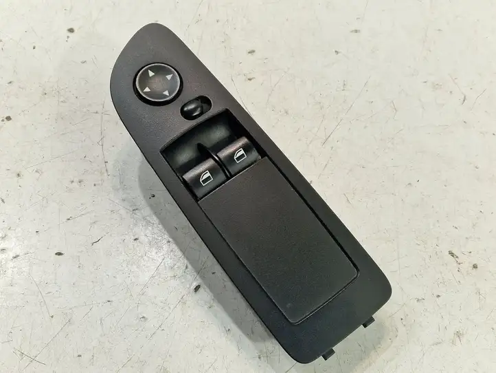 BMW 1 E82 E88 (2007 - 2014) 921652901 Кнопка стеклоподъемников — фото 1