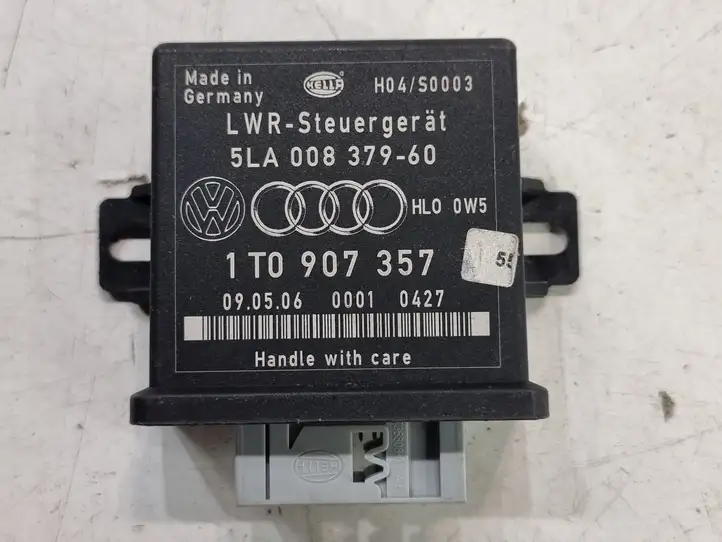 Audi A6 S6 C6 4F (2004 - 2008) 1T0907357 Блок управления светом — фото 3