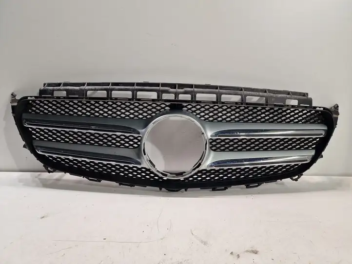 Mercedes-Benz E W213 (2016 - ) A2138880123 Верхняя решетка радиатора — фото 1