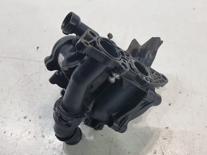 Volkswagen PASSAT B7 USA (2012 - 2016) 06K121111N насос охлаждения — фото 6