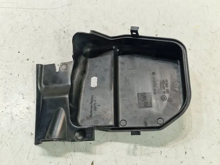 BMW 3 E90 E91 (2005 - 2012) 64316925017 Крышка микрофильтра воздуха — фото 2