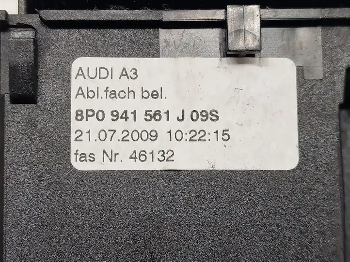 Audi A3/S3 8P (2008 - 2013) 8P0941561J Выдвижной ящик — фото 4