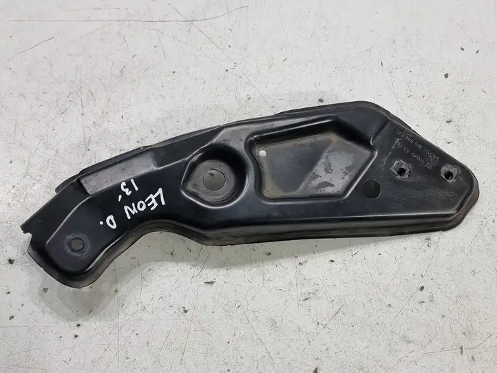 Seat Leon (5F) (2012 - 2019) 5F0806930 Кронштейн панели радиатора — фото 3