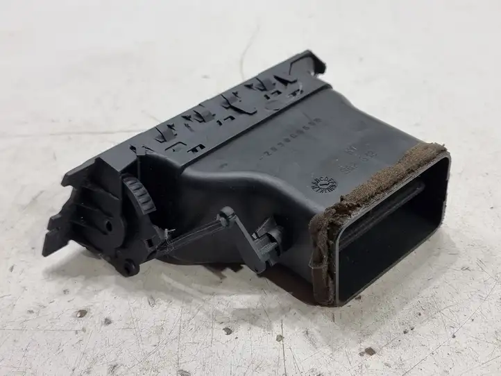 BMW 3 E90 E91 (2005 - 2012) 692263409 Боковой воздушный дефлектор — фото 3