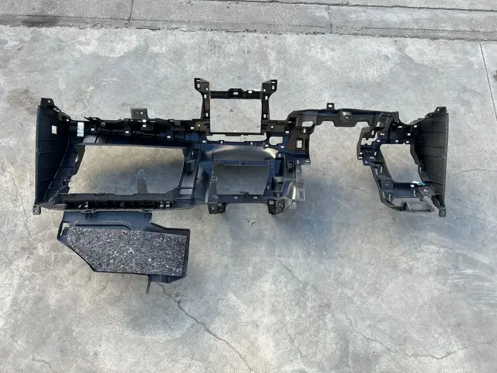 Toyota RAV 4 (XA40) (2012 - 2018) 553030R030 Нижняя отделка панели приборов — фото 3