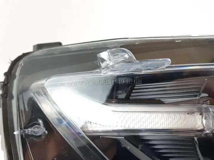Chevrolet Camaro (2018 - ) 84529719 Передняя фара — фото 3