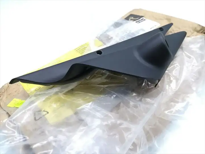 Mercedes-Benz CLS C219 (2003 - 2011) 0017633V001C22A00 Пластиковая отделка зеркала — фото 2