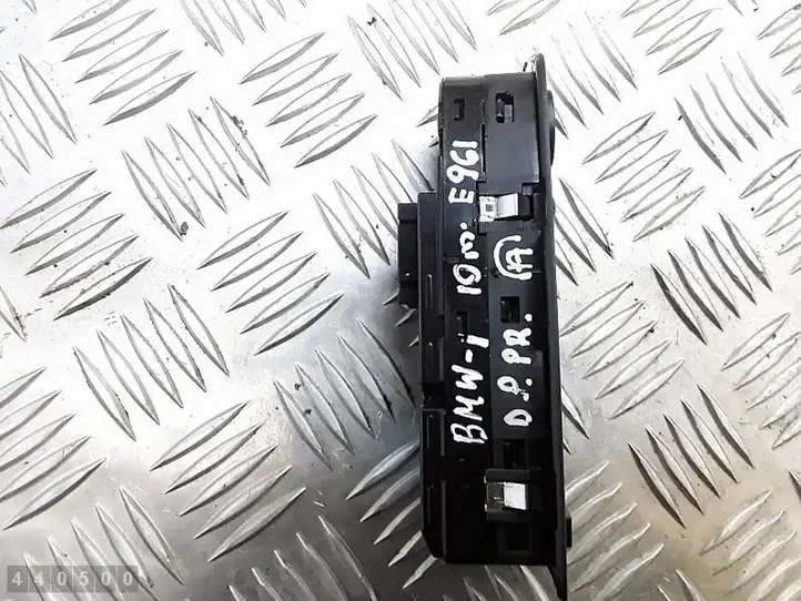 BMW 1 E81 E87 (2004 - 2011) 915549601 Кнопка стеклоподъемников — фото 3