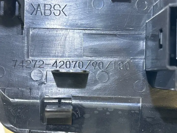 Toyota RAV 4 (XA40) (2012 - 2018) 7427242070 Блок кнопок стеклоподъемников — фото 3