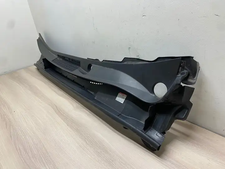 Toyota Corolla E210 E21 (2018 - ) 5570802a20 Накладка стоек лобового стекла — фото 3