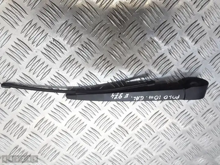 Volkswagen Polo V 6R (2009 - 2015) Стеклоочиститель заднего стекла — фото 4