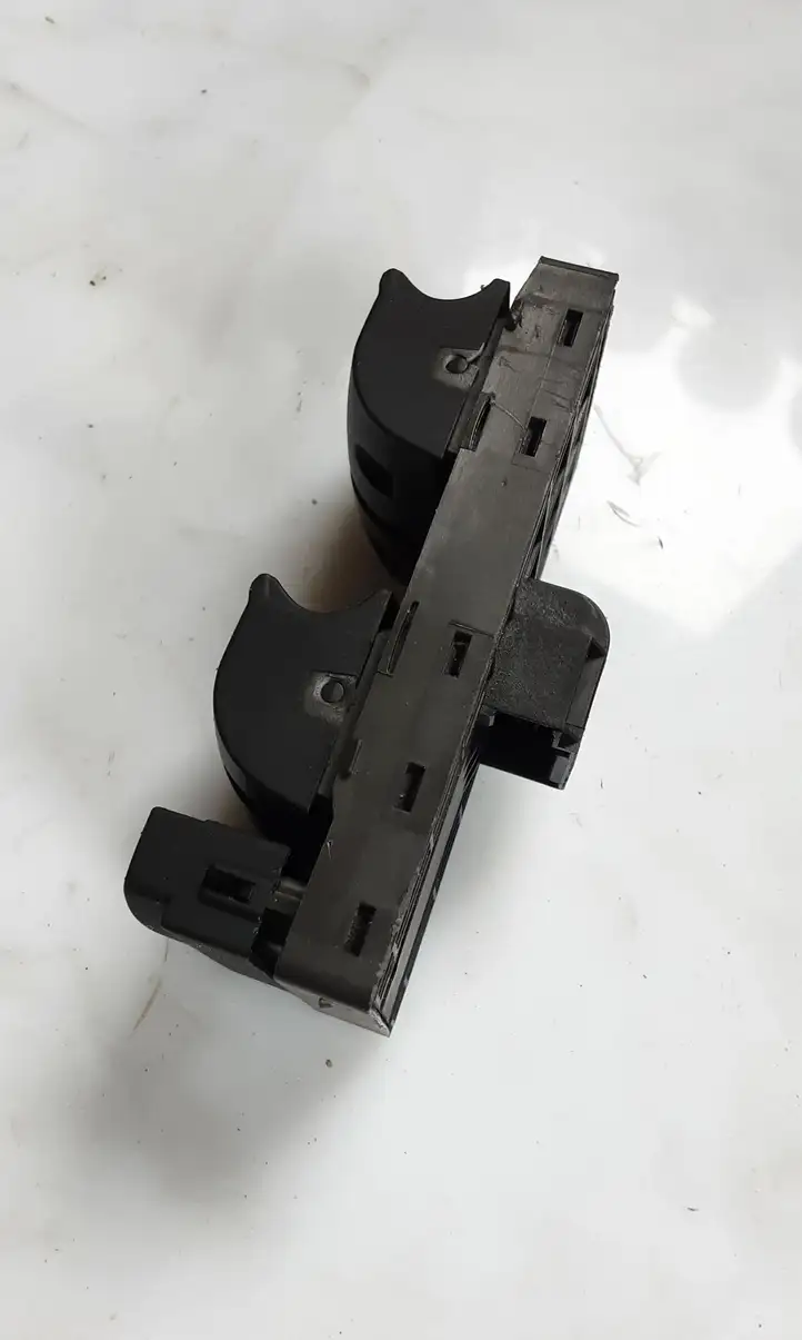 Audi A3/S3 8P (2004 - 2008) 4F0959851F Кнопка стеклоподъемников — фото 3