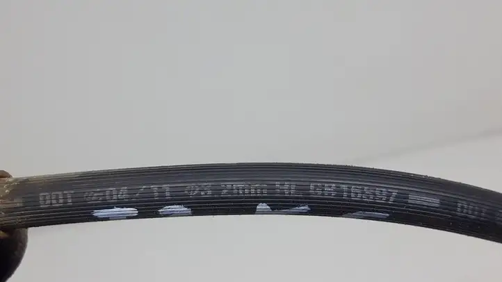 Toyota Avensis T270 (2009 - 2012) GB16897 Тормозные трубки и шланги — фото 3