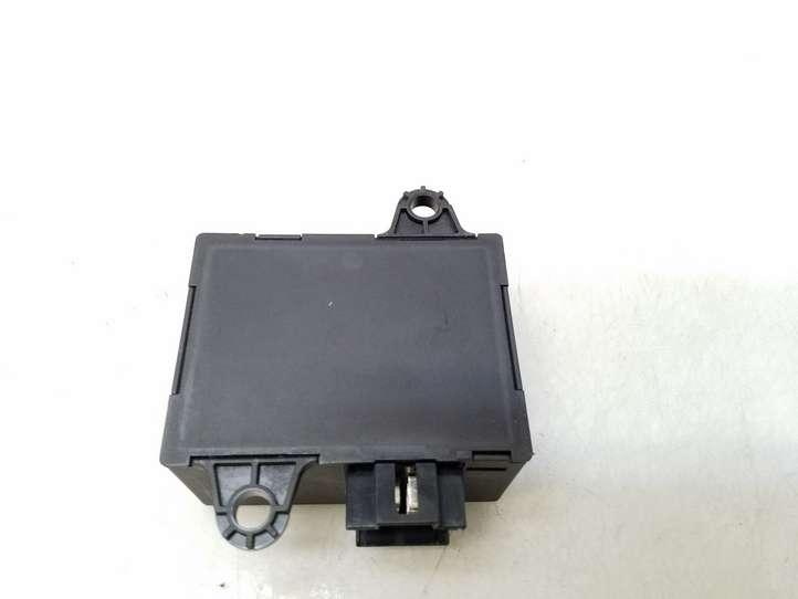 Mercedes-Benz Sprinter W901 W902 W903 W904 (1995 - 2007)  0265451732 Блок управления иммобилайзера