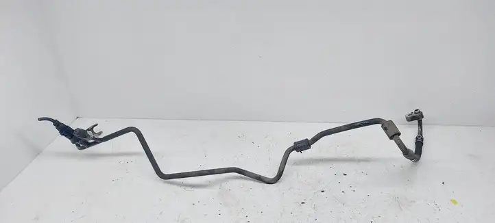Audi A3/S3 8L (2000 - 2003) 8L1820741 Трубки и шланги кондиционера — фото 4