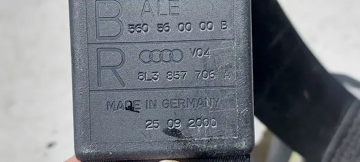 Audi A3/S3 8L (2000 - 2003) 8L3857706 Передний ремень безопасности — фото 5