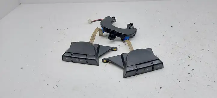 Fiat Croma (2005 - 2011) 86250682094 Кнопки на рулевом колесе — фото 3