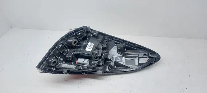 Toyota C-HR I (2016 - 2022) 81680F4031 Задний фонарь в кузове — фото 5