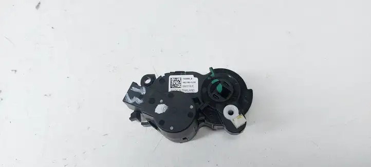Toyota C-HR I (2016 - 2022) T32088B Двигатель задвижки потока воздуха — фото 1