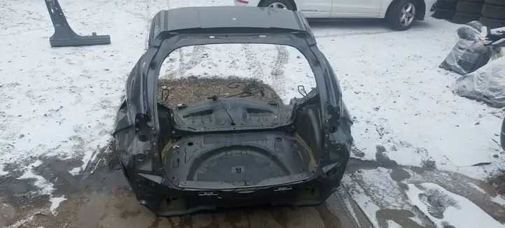 Toyota C-HR I (2016 - 2022) Задняя часть кузова — фото 2