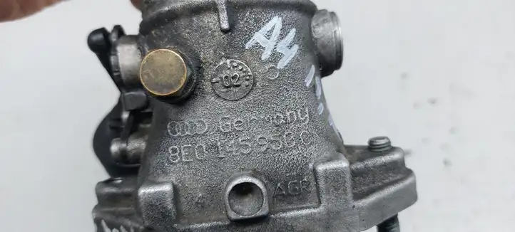 Audi A4 S4 B6 8E 8H (2000 - 2006) 8E0145950C Дроссельная заслонка — фото 5