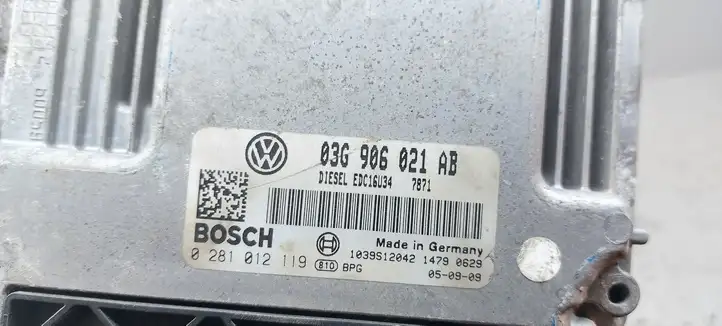 Volkswagen PASSAT B6 (2005 - 2010) 03G906021AB Блок управления двигателем (ЭБУ) — фото 3