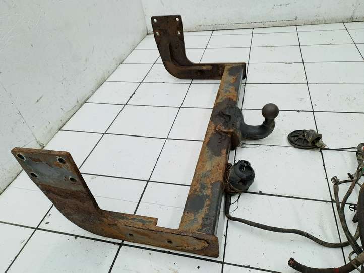 Volkswagen Crafter (2006 - 2016)  A9063102195 Комплект крюка