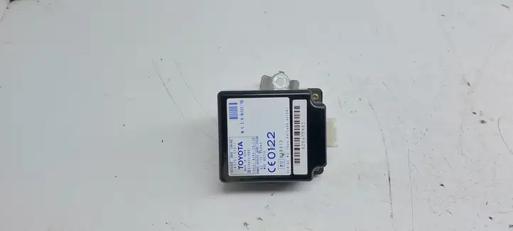 Toyota Yaris Verso (1999 - 2005) 8974152021 Блок управления дверью — фото 1