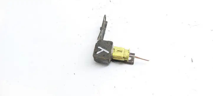 Toyota Yaris Verso (1999 - 2005) 8917452040 Датчик удара SRS — фото 1