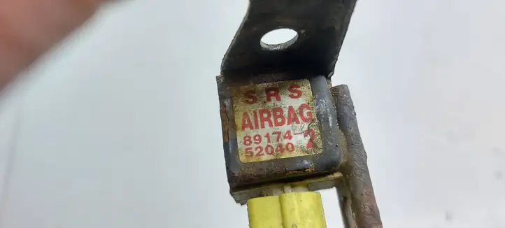 Toyota Yaris Verso (1999 - 2005) 8917452040 Датчик удара SRS — фото 2