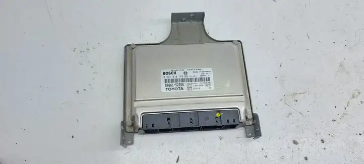 Toyota Yaris Verso (1999 - 2005) 8966152250 Блок управления двигателем (ЭБУ) — фото 2