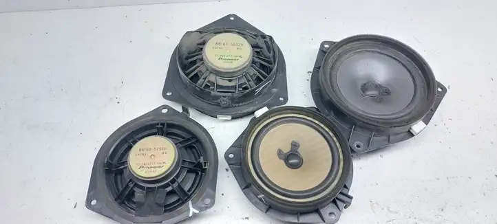 Toyota Yaris Verso (1999 - 2005) 8616052020 Динамики передних дверей — фото 2