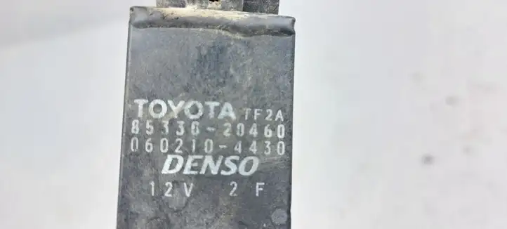 Toyota Yaris Verso (1999 - 2005) 8533620460 Насос омывателя стекла — фото 2