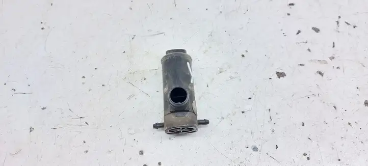 Toyota Yaris Verso (1999 - 2005) 8533620460 Насос омывателя стекла — фото 3