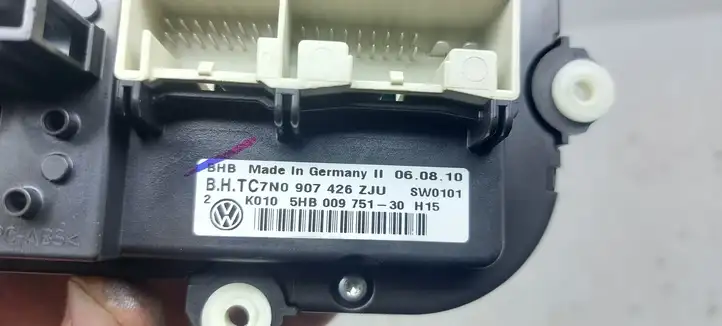 Volkswagen Touran II (2010 - 2016) 7N0907426 Блок управления климат-контролем — фото 4