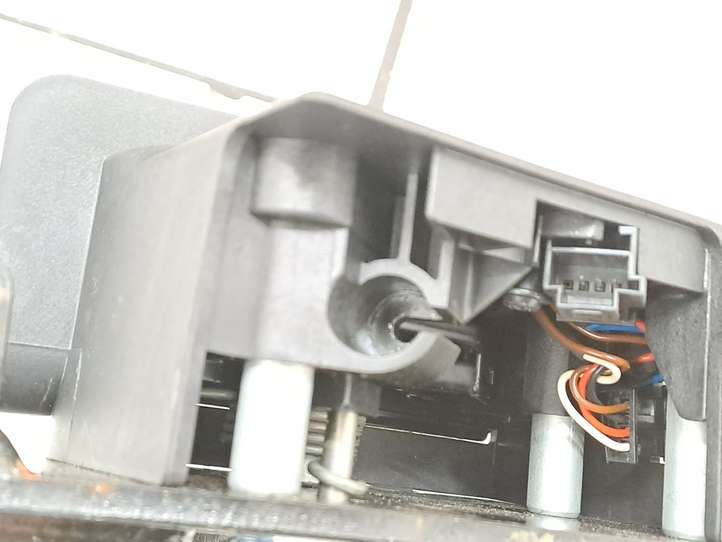 Mercedes-Benz E W211 (2002 - 2009)  A2116106025 Комплект крюка