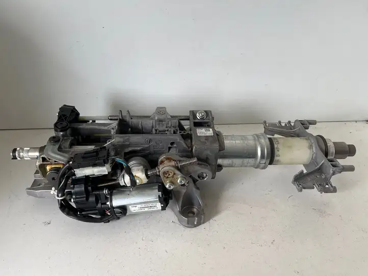 BMW 5 F10 F11 (2009 - 2016) P10768701 Комплект оси рулевого колеса — фото 1