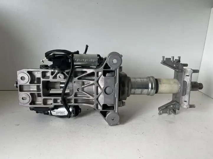 BMW 5 F10 F11 (2009 - 2016) P10768701 Комплект оси рулевого колеса — фото 4