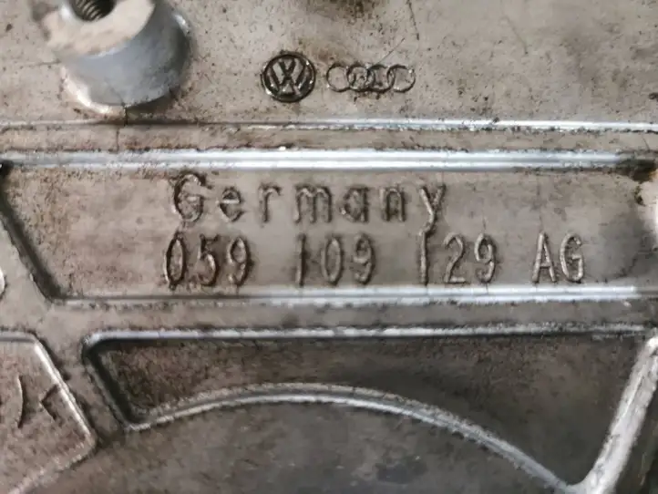 Audi A6 C7 (2011 - 2014) 059109129AG Другая деталь двигателя — фото 4