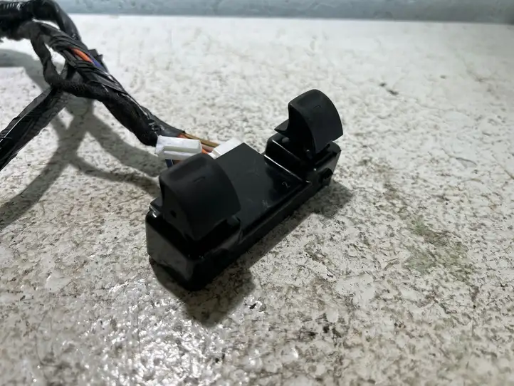 Jeep Wrangler (2007 - 2018) 68057597AC Кнопка стеклоподъемников — фото 2